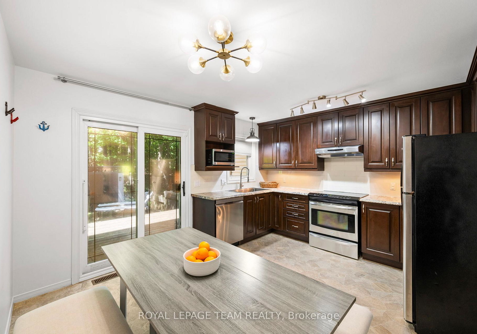 212-provender-avenue-ottawa-ontario-x13215214