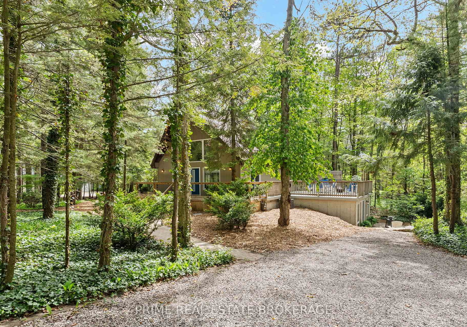 10291-pines-parkway-lambton-shores-ontario-x13215358