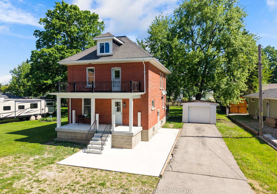 185-trafalgar-street-west-perth-ontario-x13215438