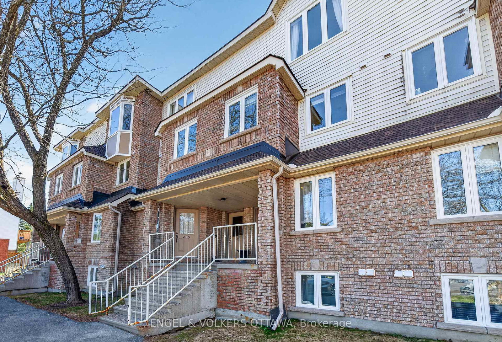 211-briston-private-ottawa-ontario-x13215454