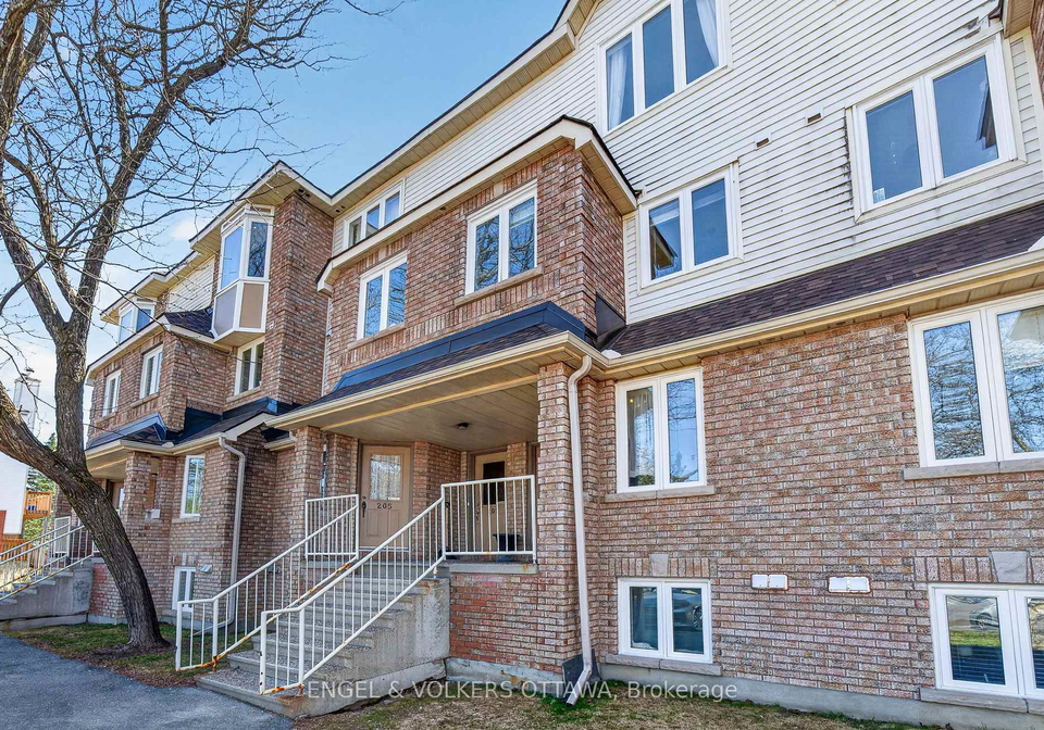 211-briston-private-ottawa-ontario-x13215454