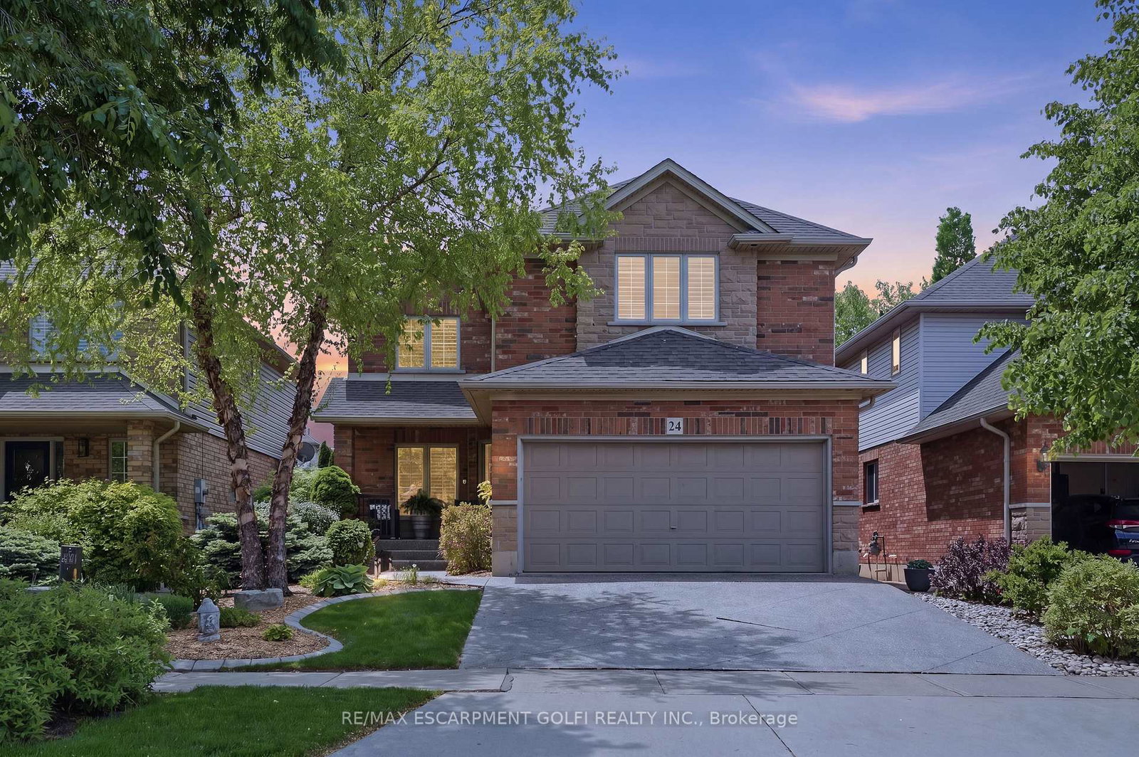 24-benziger-lane-hamilton-ontario-x13215684