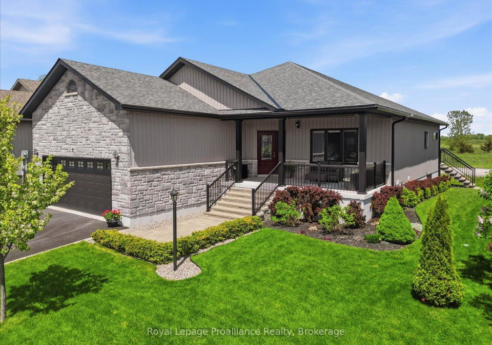 8-dorchester-drive-prince-edward-county-ontario-x13215730