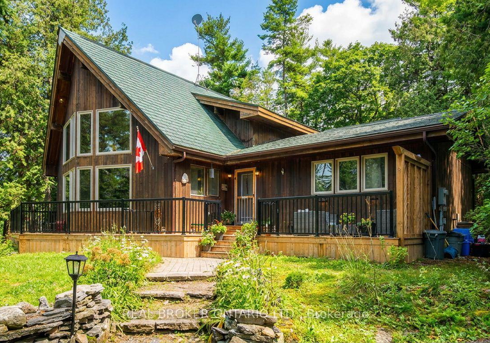 1-woodland-drive-mcnabbraeside-ontario-x13215806
