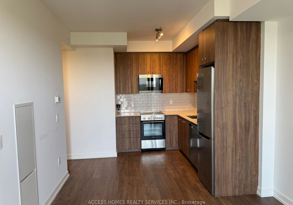 15-wellington-street-s-kitchener-ontario-x13215818
