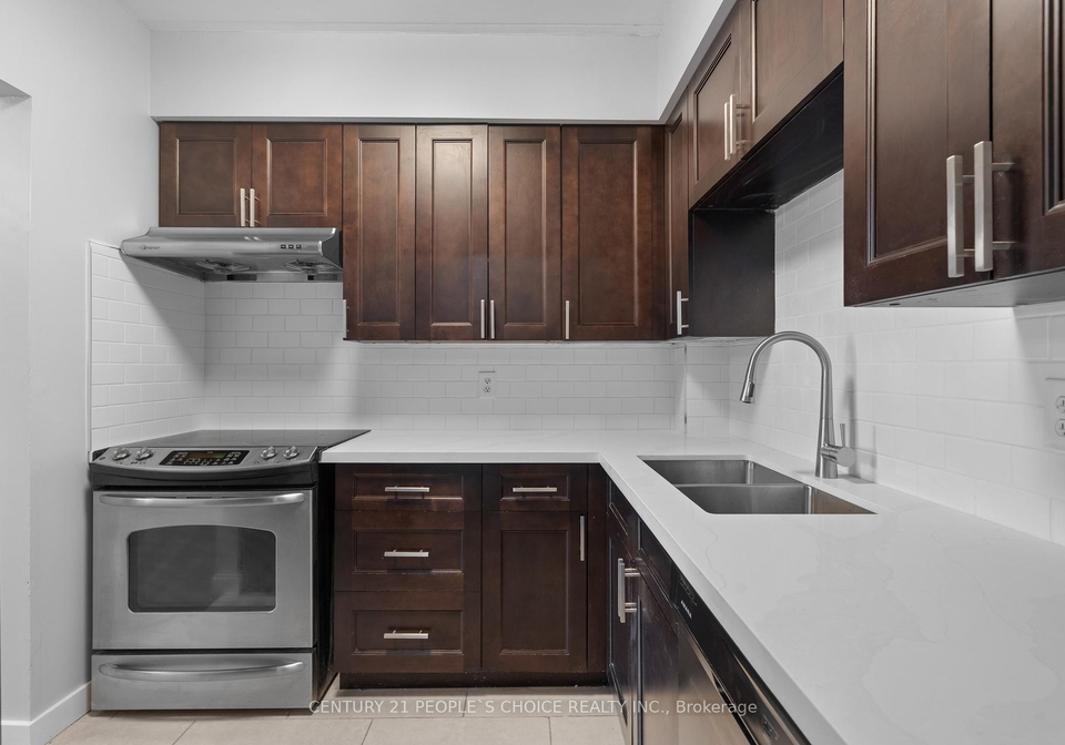 72-main-street-e-port-colborne-ontario-x13215902