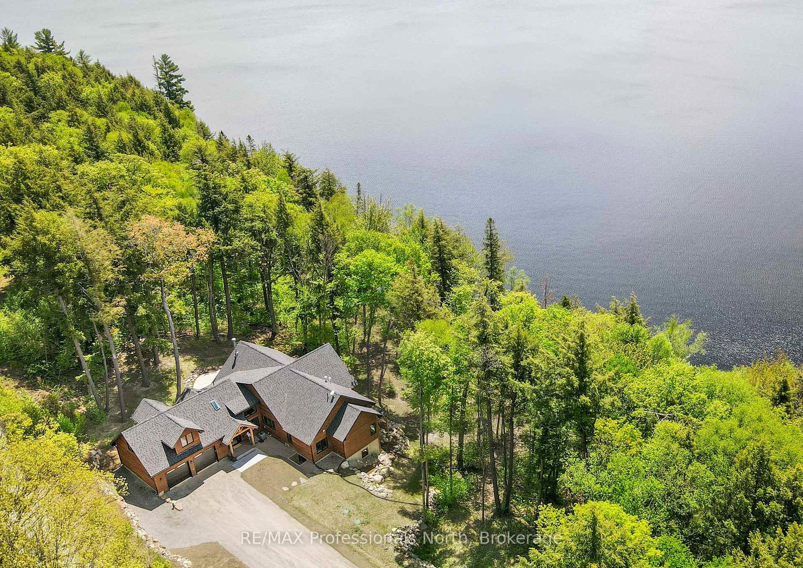 1320-flatwater-cove-trail-dysart-et-al-ontario-x13216094