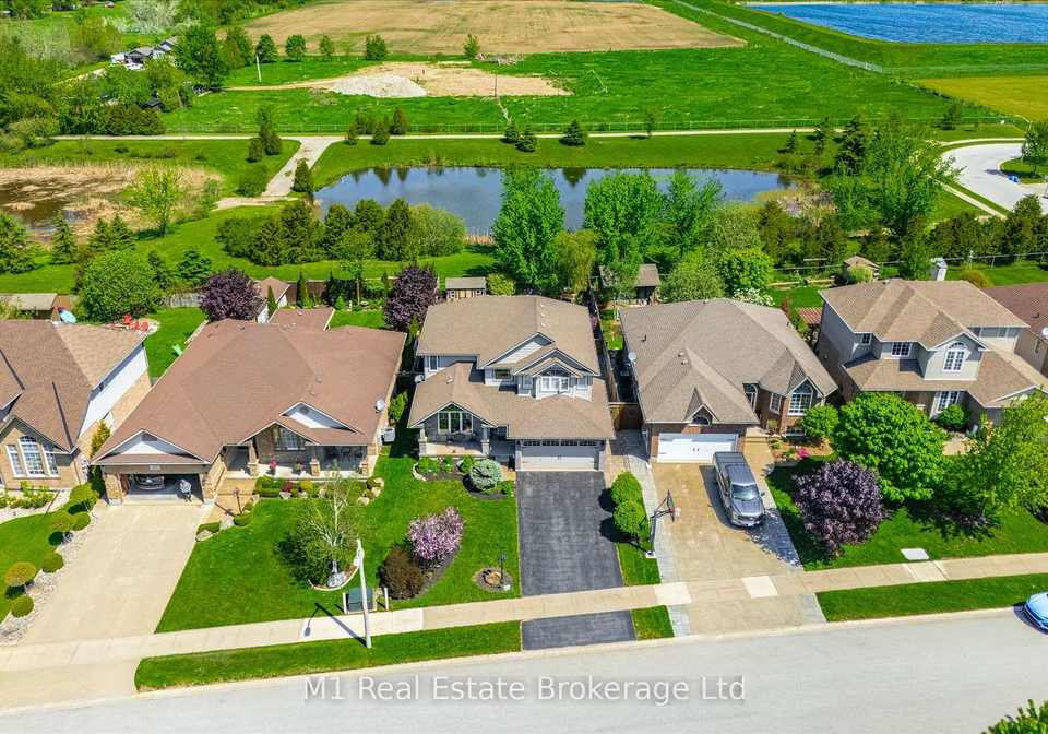 237-carrol-street-wellington-north-ontario-x13216134