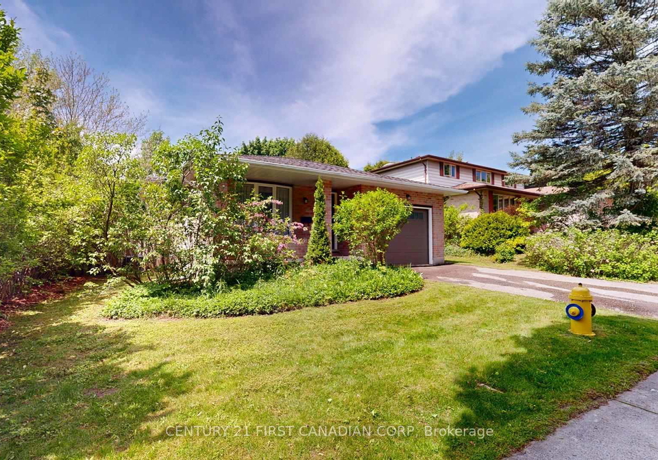 43-walmer-gardens-london-north-ontario-x13216258