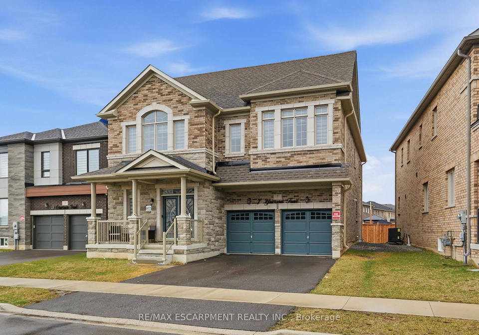 7-grierson-trail-hamilton-ontario-x13216368