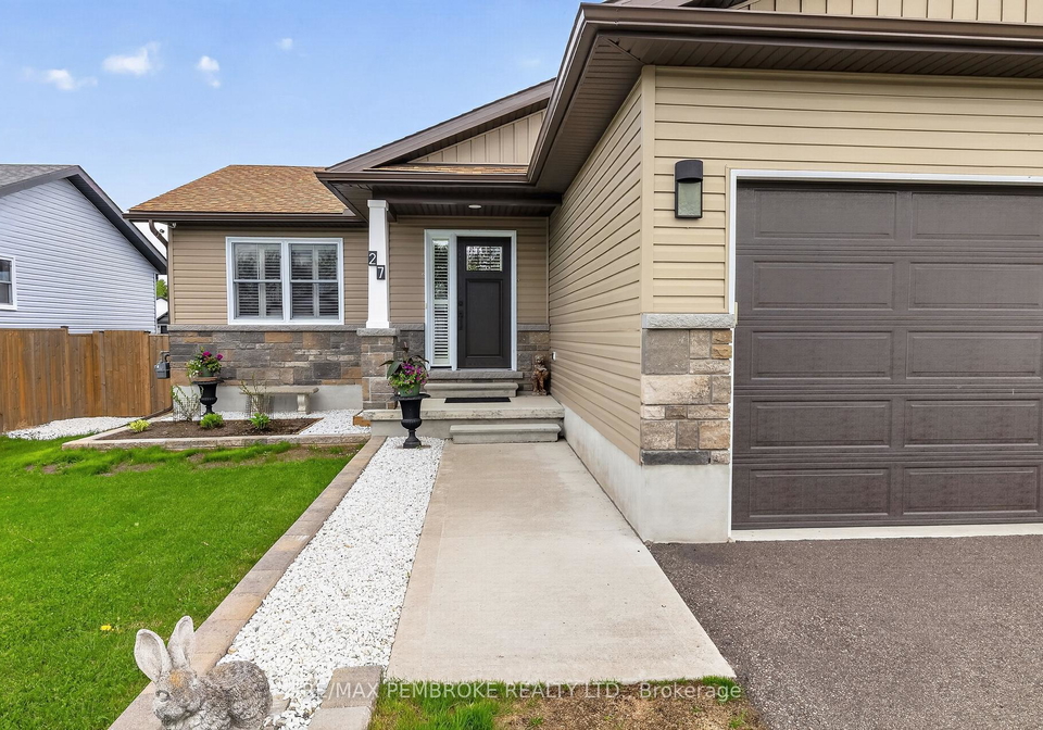 27-terrance-drive-petawawa-ontario-x13216452