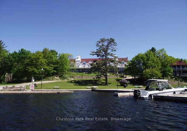 1003-matthews-drive-muskoka-lakes-ontario-x13216478