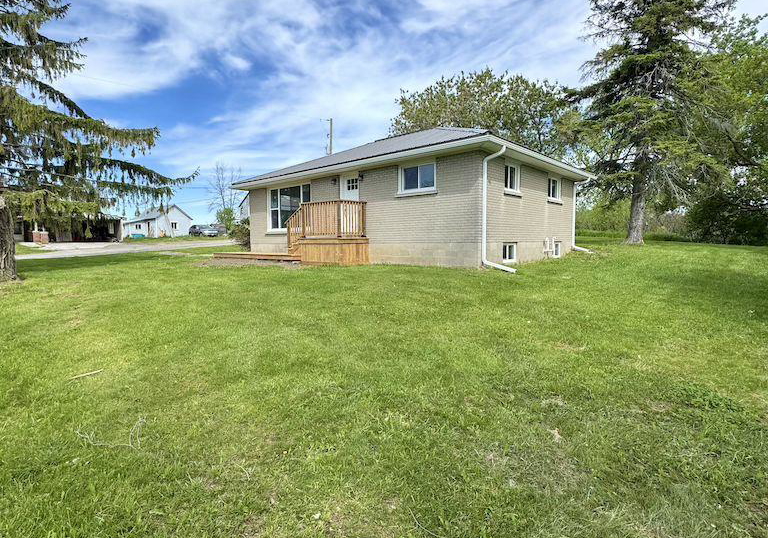 886d-grills-road-quinte-west-ontario-x13216584