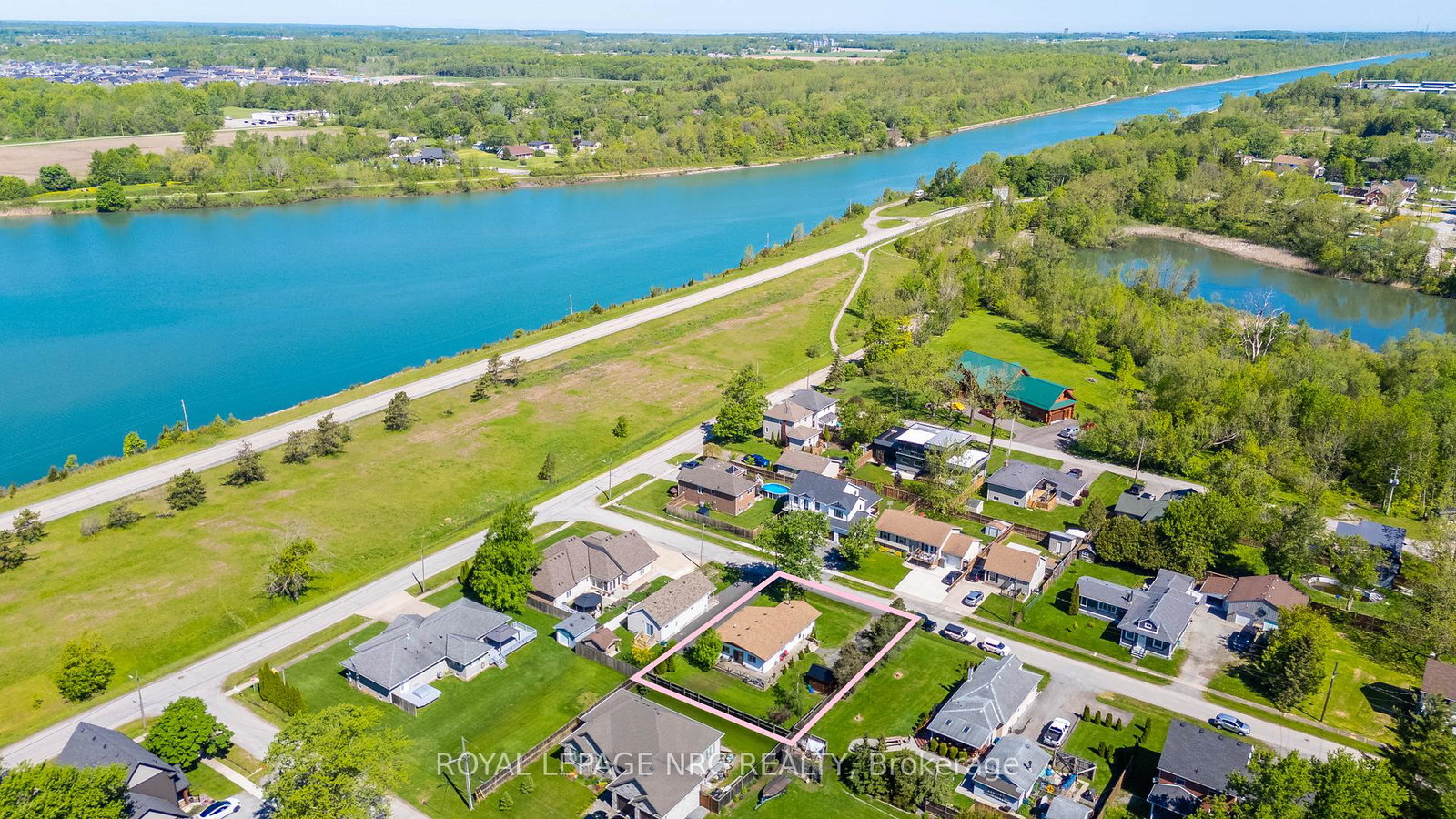 5-melrose-avenue-thorold-ontario-x13216682