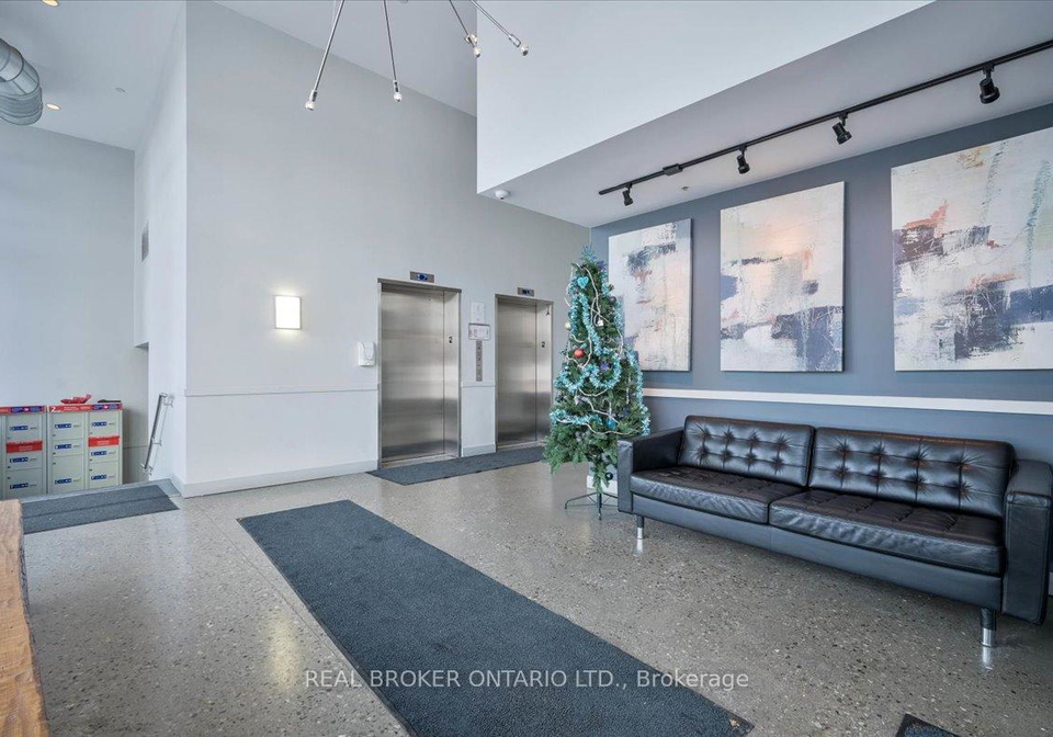 1-victoria-street-s-kitchener-ontario-x13216686