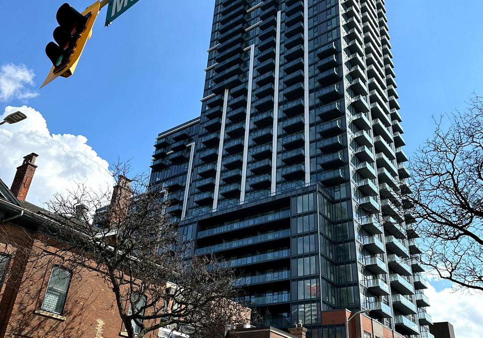 75-james-street-s-hamilton-ontario-x13216748