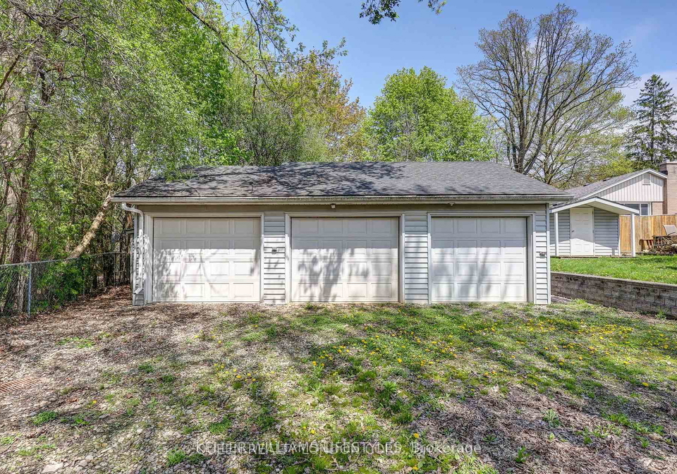 35-thorncrest-crescent-london-south-ontario-x13216760