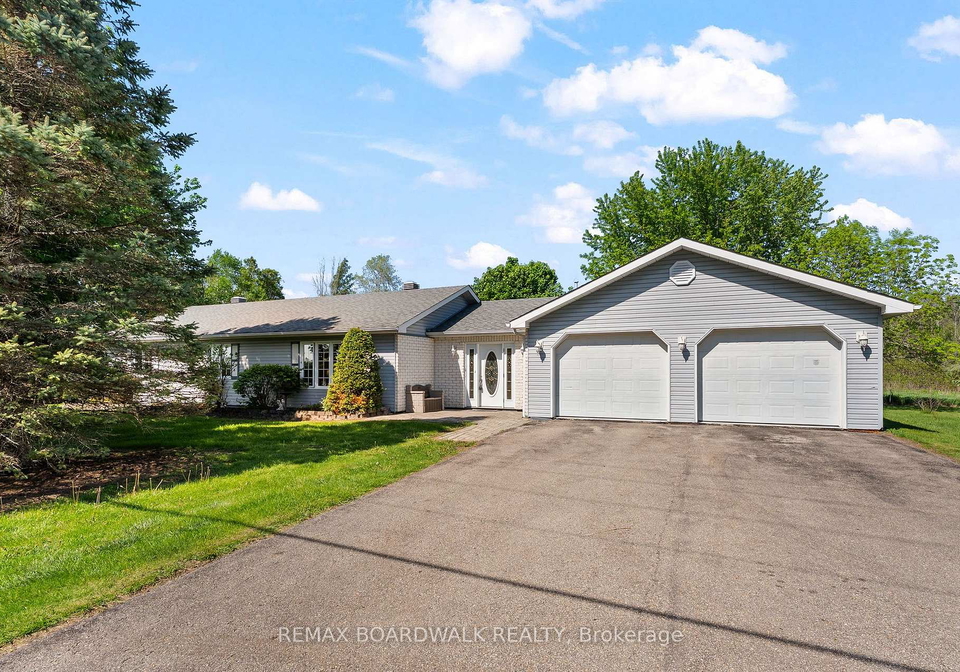 6021-county-44-road-edwardsburghcardinal-ontario-x13216816