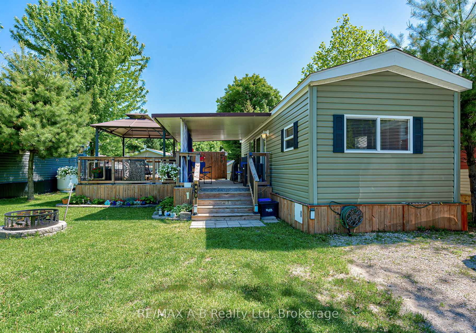 923590-road-92-zorra-ontario-x13217082