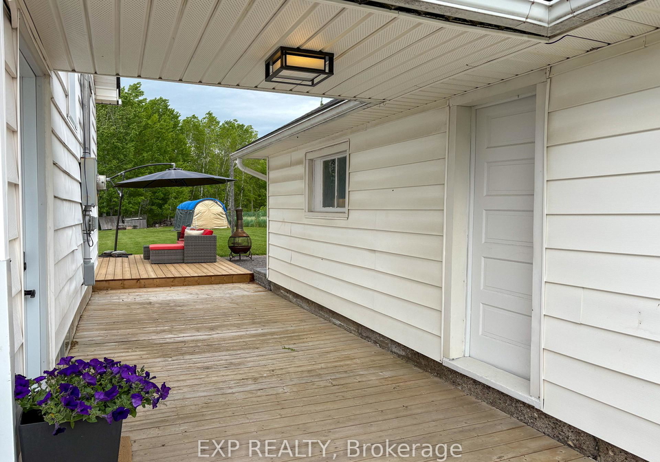 2382-hwy-60-highway-admastonbromley-ontario-x13217126