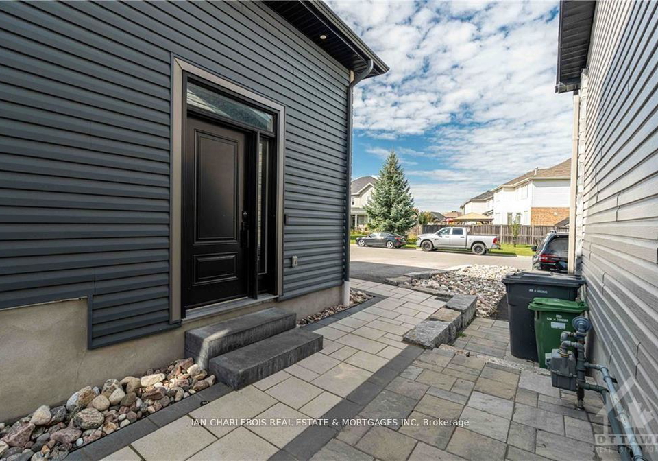 846-rockson-crescent-ottawa-ontario-x13217234