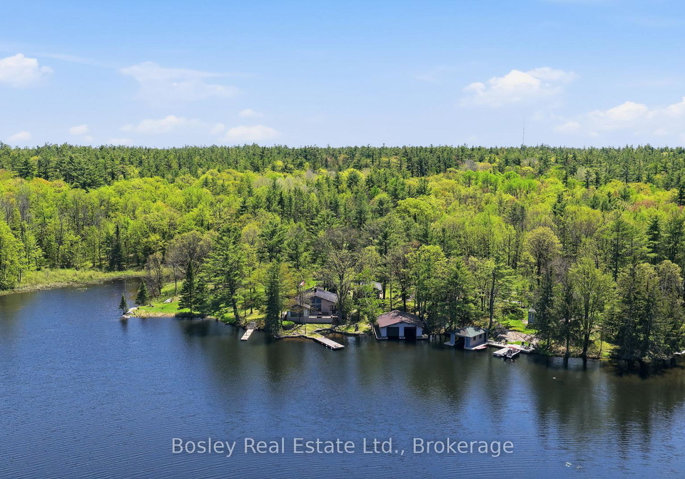 7-sr405-shore-muskoka-lakes-ontario-x13217282