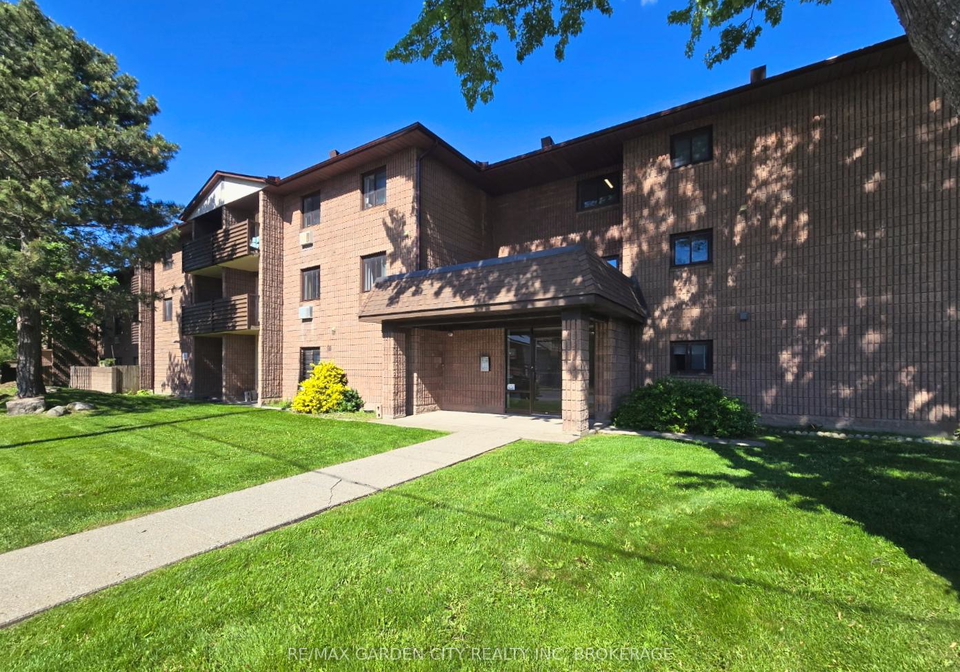 72-e-main-street-e-port-colborne-ontario-x13217414