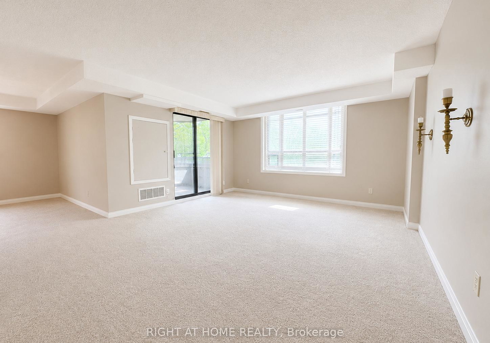 6-village-green-boulevard-hamilton-ontario-x13217416