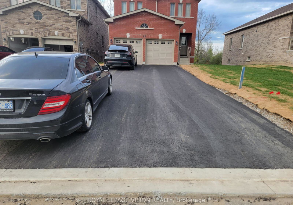 45-carew-boulevard-kawartha-lakes-ontario-x13217466