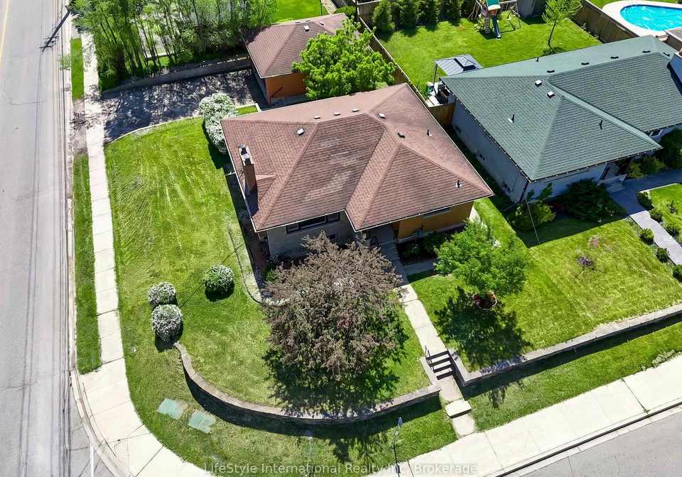 2-westmount-road-guelph-ontario-x13217524