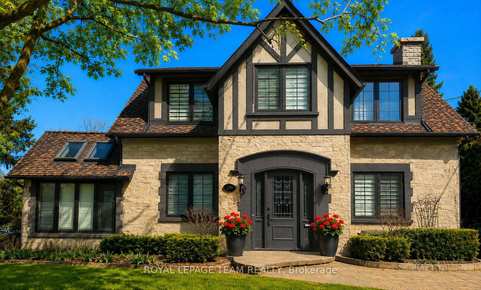 139-pleasant-park-road-ottawa-ontario-x13217550