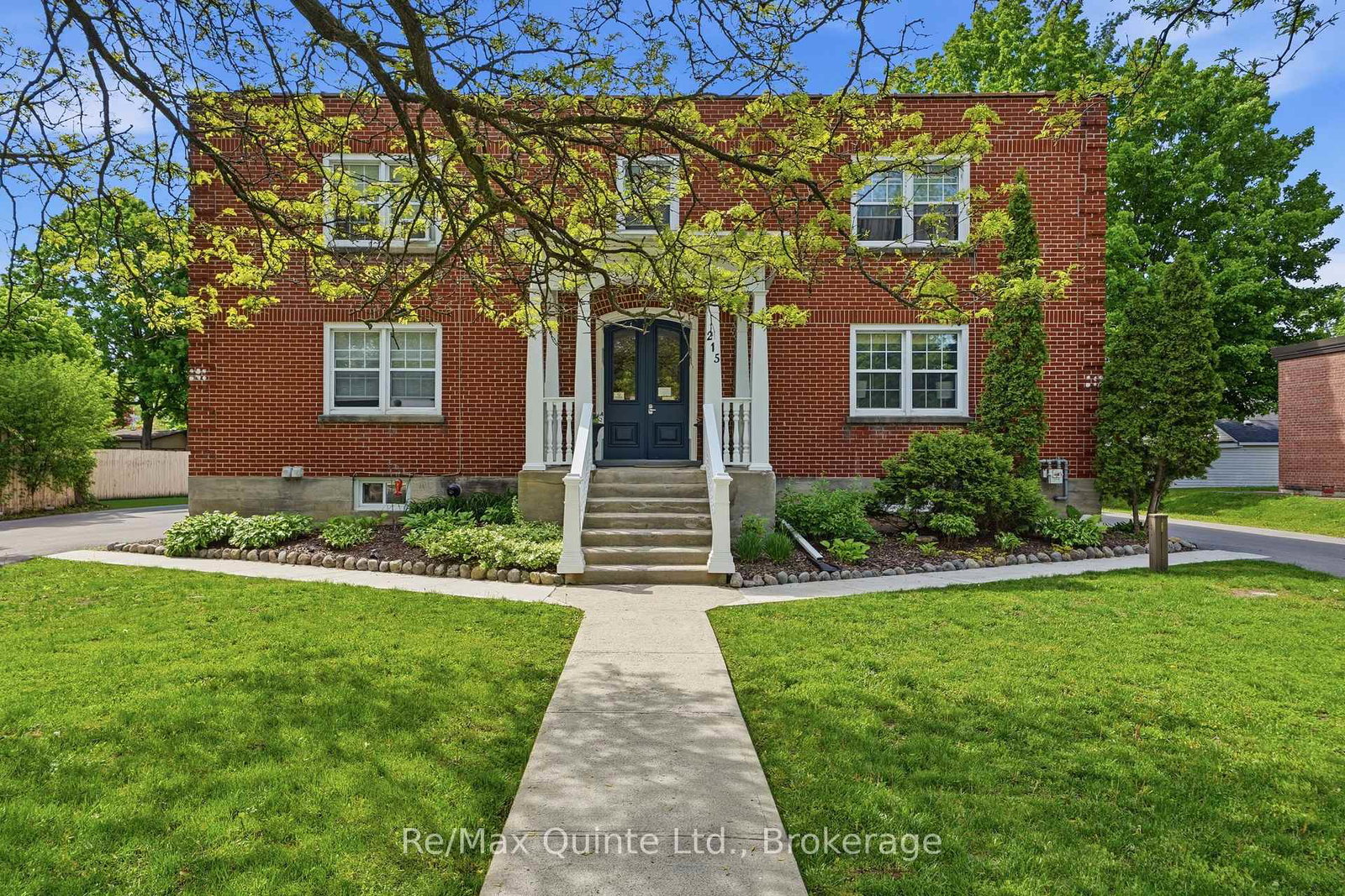 215-victoria-avenue-belleville-ontario-x13217592