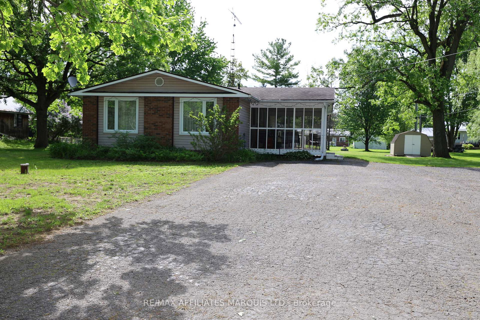 9-sutton-drive-edwardsburghcardinal-ontario-x13217628