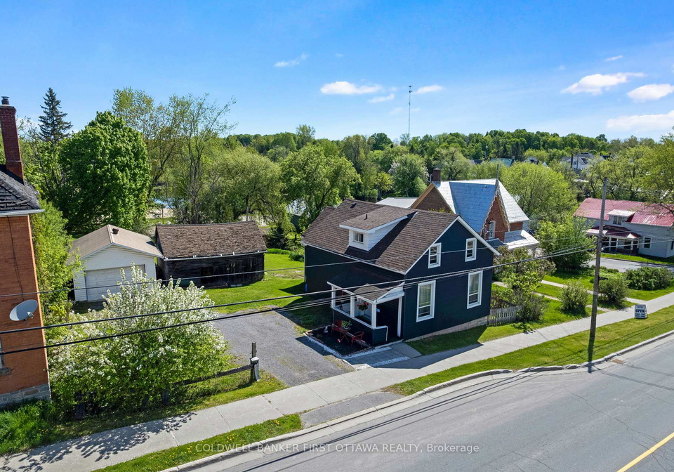 51-george-street-lanark-highlands-ontario-x13217640
