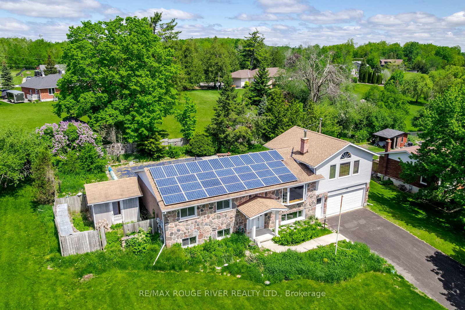 264-clonakilty-line-selwyn-ontario-x13217934