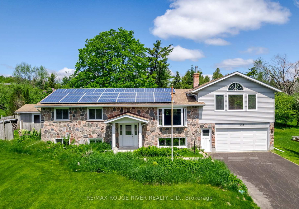 264-clonakilty-line-selwyn-ontario-x13217934