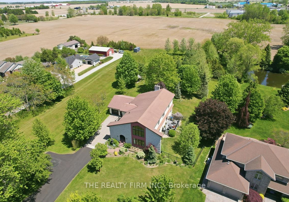 15-beechwood-avenue-lambton-shores-ontario-x13218402