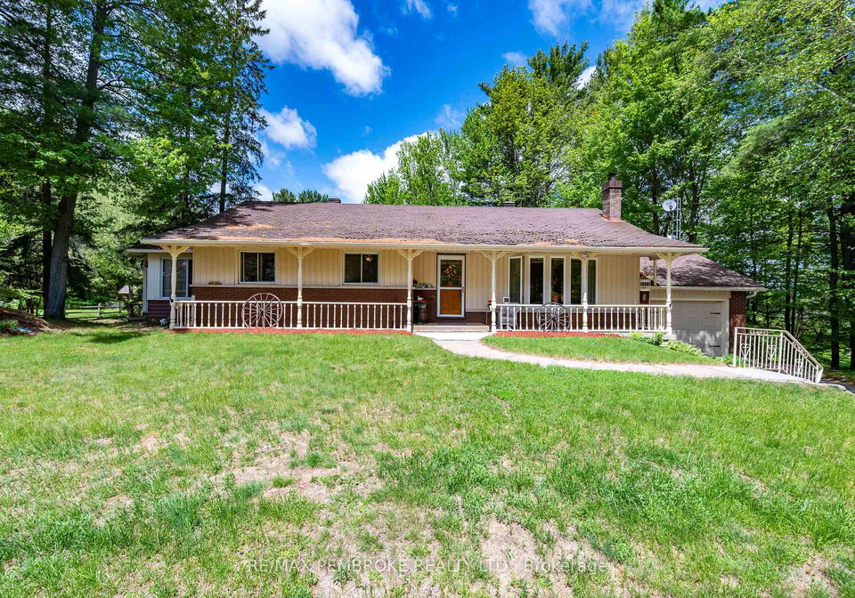 236-witt-road-laurentian-valley-ontario-x13218530