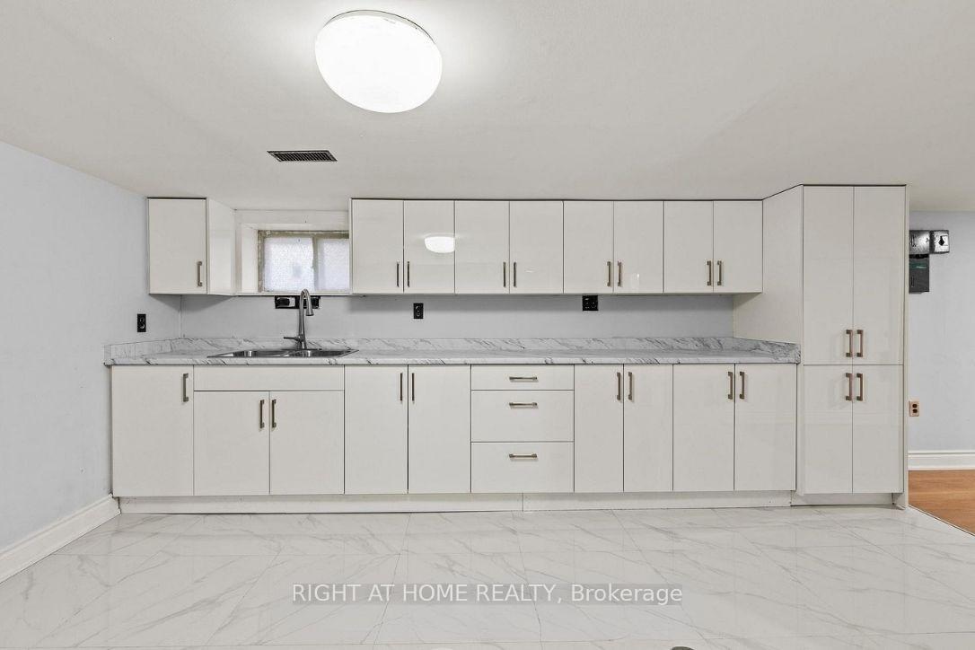 30-webber-avenue-hamilton-ontario-x13218690
