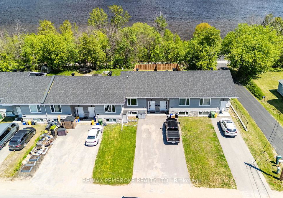 623-nelson-street-pembroke-ontario-x13218942