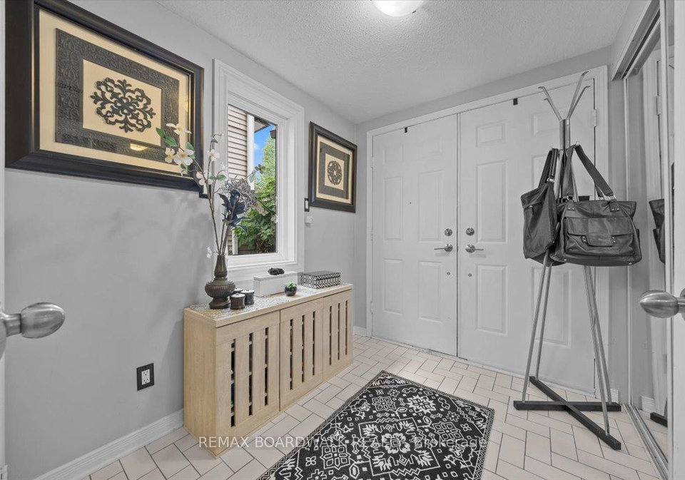 24-hackett-street-ottawa-ontario-x13218964