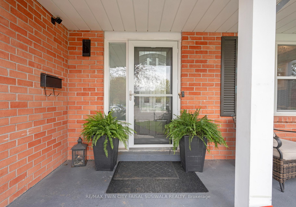 26-telfer-court-cambridge-ontario-x13219126
