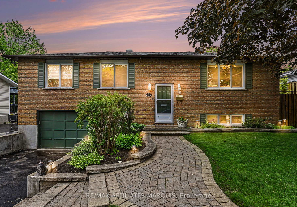 15-pearl-street-smiths-falls-ontario-x13219160