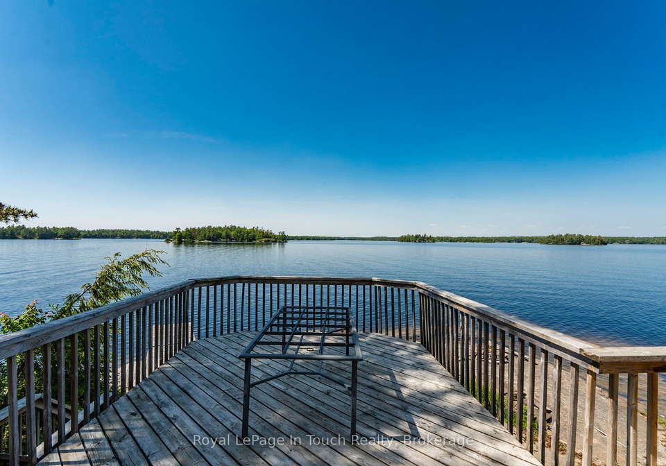 2-is-270-six-mile-lake-island-georgian-bay-ontario-x13219222