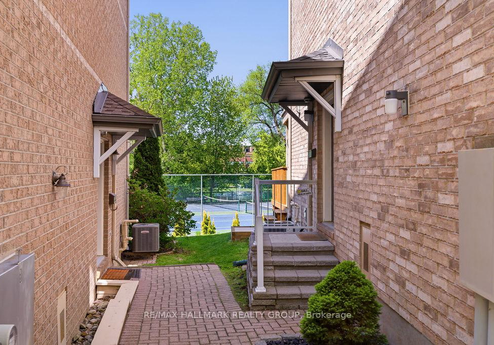 8-pondside-private-ottawa-ontario-x13219638