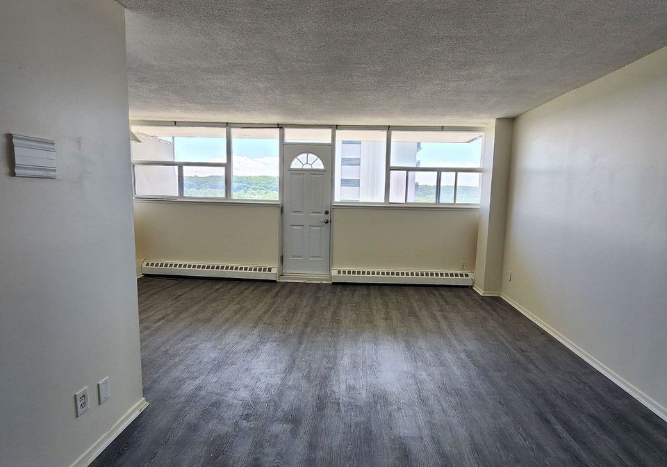 215-glenridge-avenue-st-catharines-ontario-x13219754