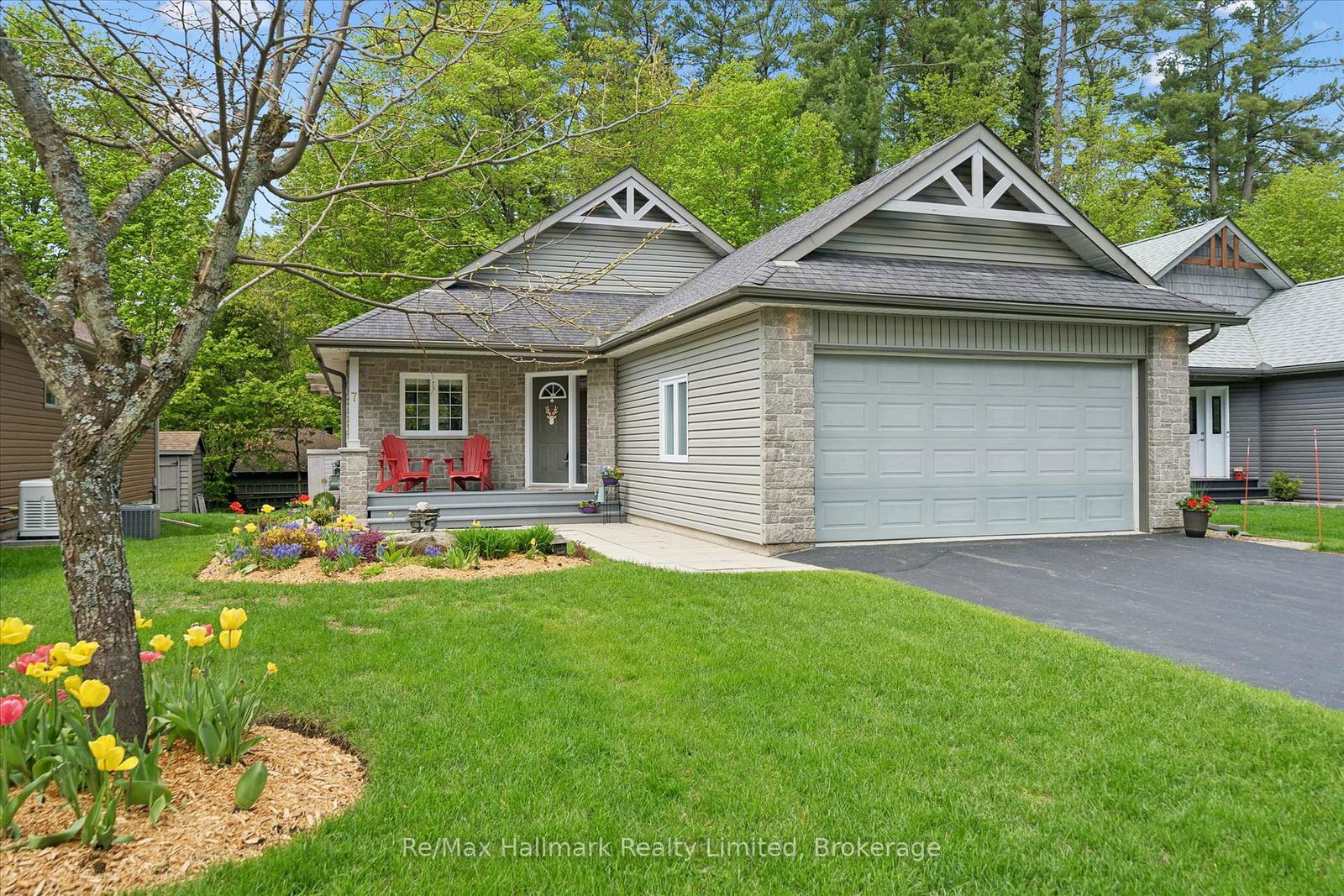 7-stonehenge-court-bracebridge-ontario-x13219964