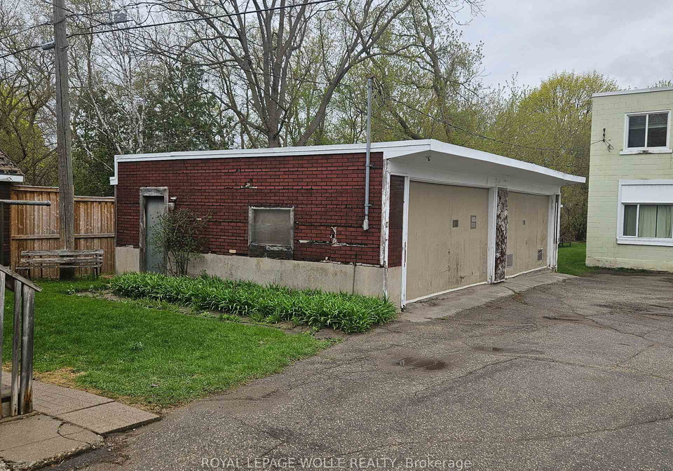 152-homewood-avenue-kitchener-ontario-x13220070