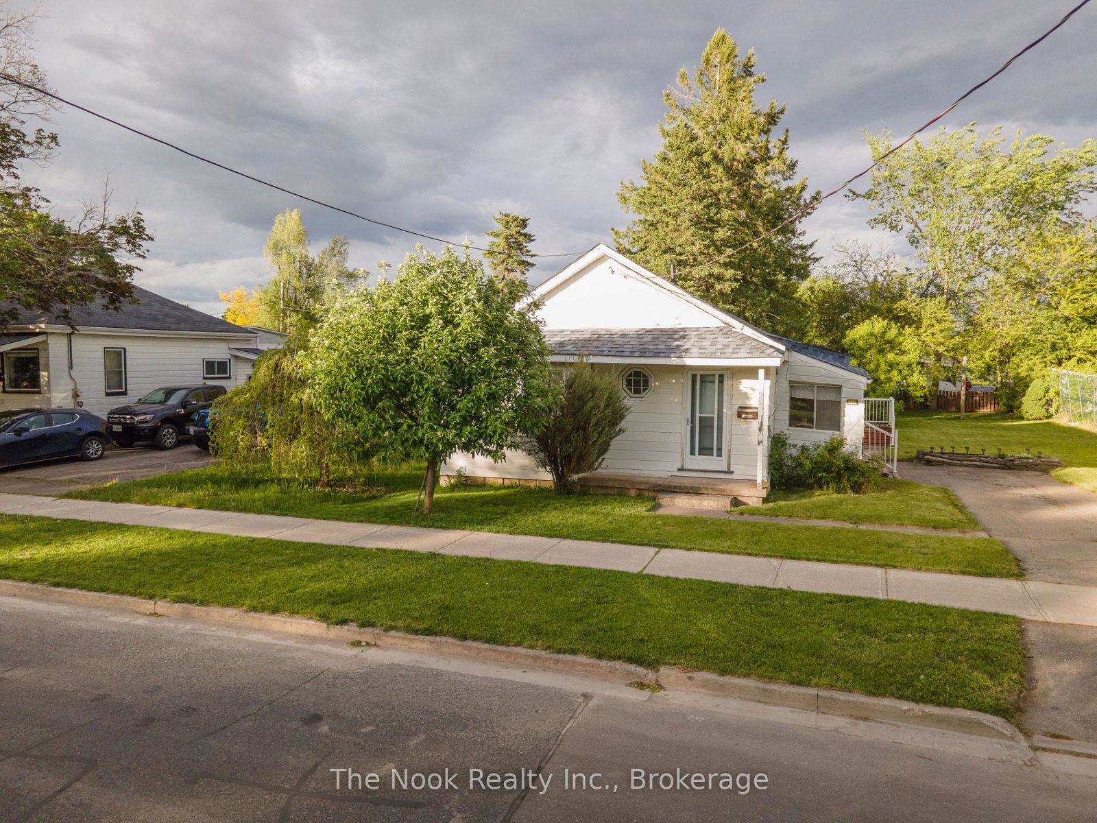 994-western-avenue-peterborough-ontario-x13220116