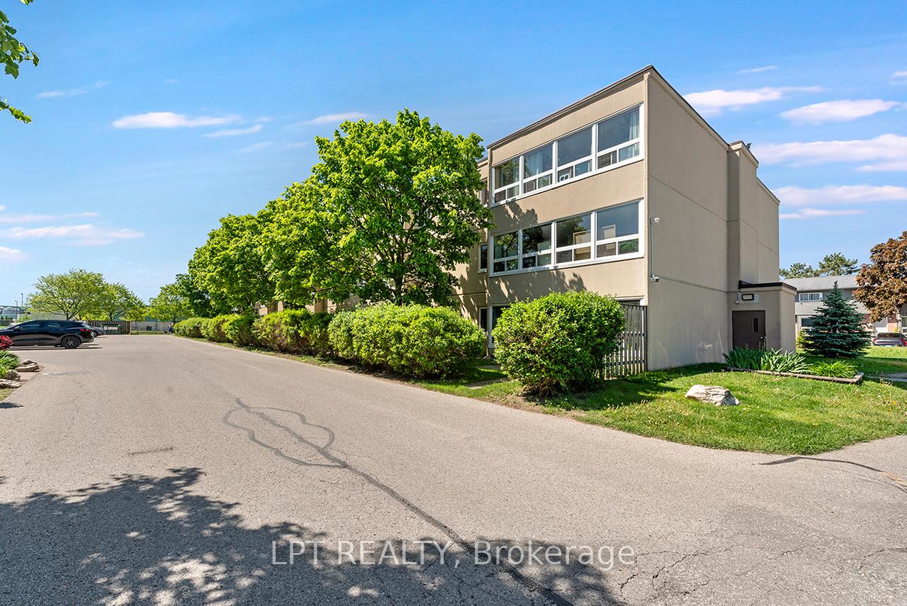 1445-huron-street-london-east-ontario-x13220136
